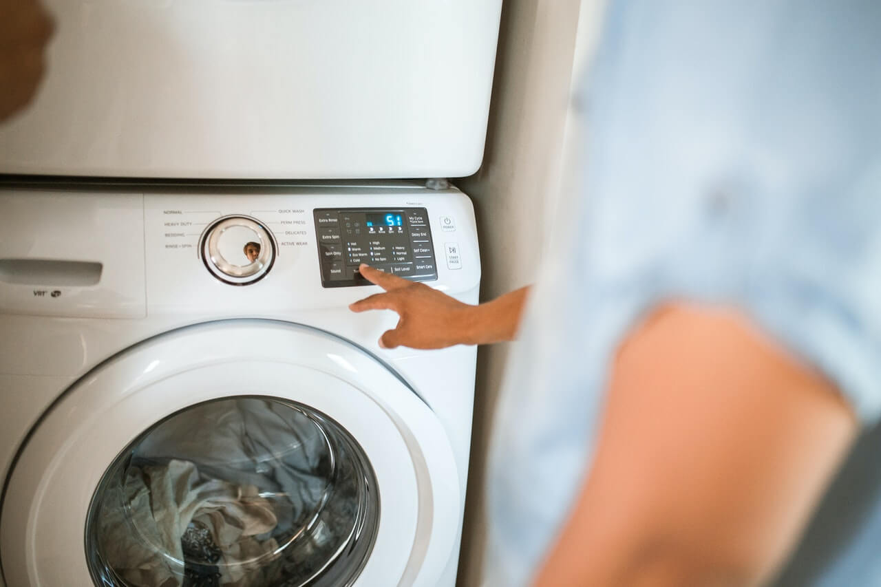 Tips For Using The Washer & Dryer at Our Newport Beach House Rentals
